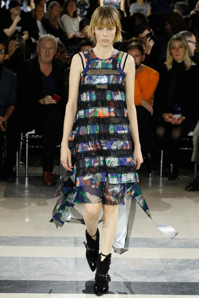Look 9